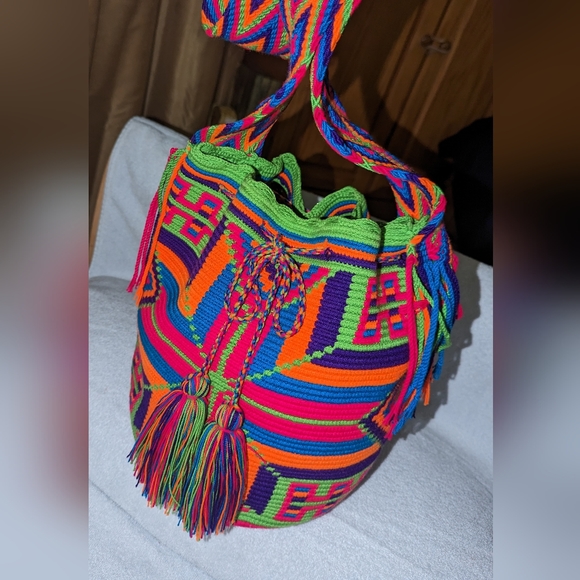Mochila Wayuu handmade bag from Colombia. - Picture 3 of 9